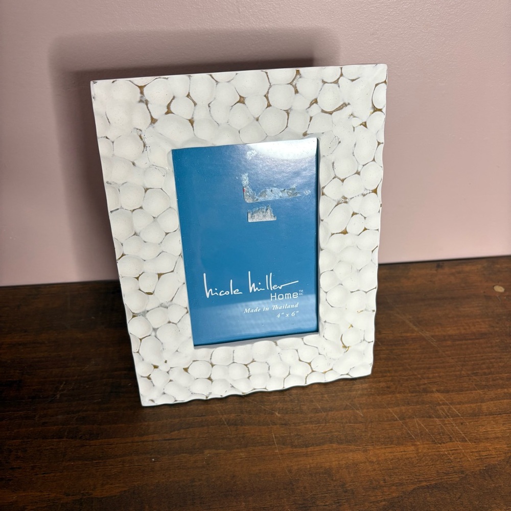 Nicole Miller Textured White Photo Frame